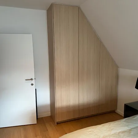 Koetshuis *
